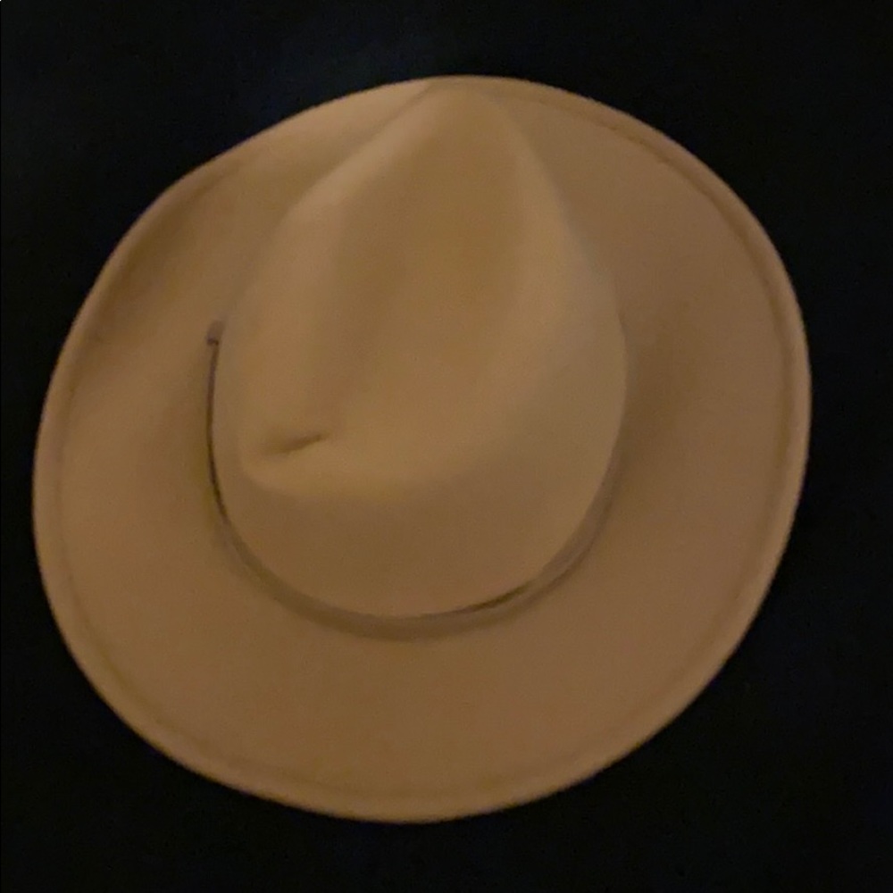 Fashion hat